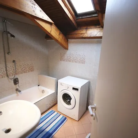 Mansarda Corso Inglesi Appartement